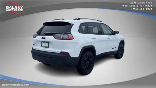 2023 Jeep Cherokee Altitude Lux