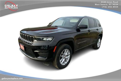 Diamond Black 2023 Jeep Grand Cherokee Laredo