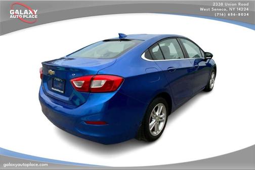 Kinetic Blue 2018 Chevrolet Cruze LT