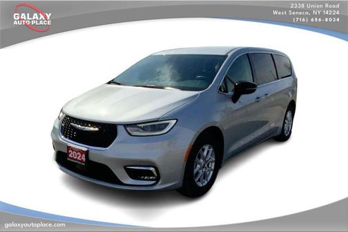 2024 Chrysler Pacifica Touring-L