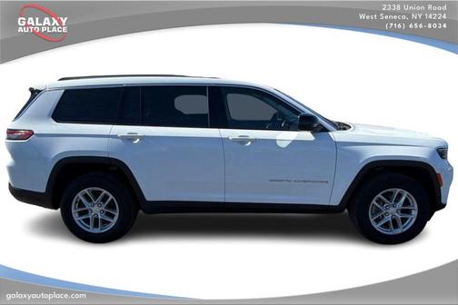 2023 Jeep Grand Cherokee L Laredo