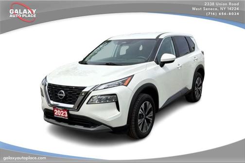 Pearl White Tri-Coat 2023 Nissan Rogue SV