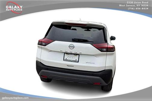 Pearl White Tri-Coat 2023 Nissan Rogue SV