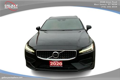 2020 Volvo V60 Cross Country T5