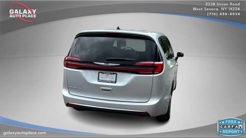 2023 Chrysler Pacifica Touring-L