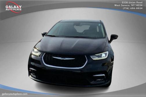 2024 Chrysler Pacifica Touring-L