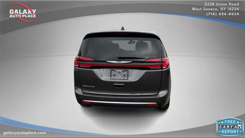 2023 Chrysler Pacifica Touring-L