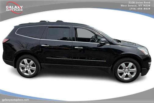 Mosaic Black Metallic 2017 Chevrolet Traverse Premier