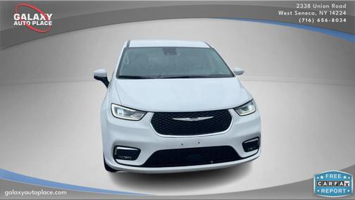 2023 Chrysler Pacifica Touring-L