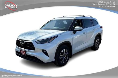 Wind Chill Pearl 2022 Toyota Highlander XLE