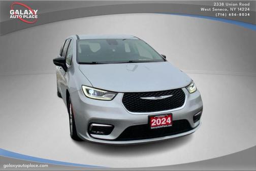 2024 Chrysler Pacifica Touring-L