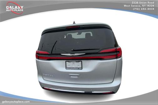 2024 Chrysler Pacifica Touring-L