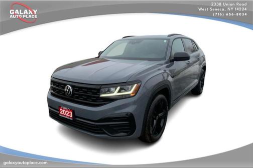 Pure Gray 2023 Volkswagen Atlas Cross Sport SEL SUV