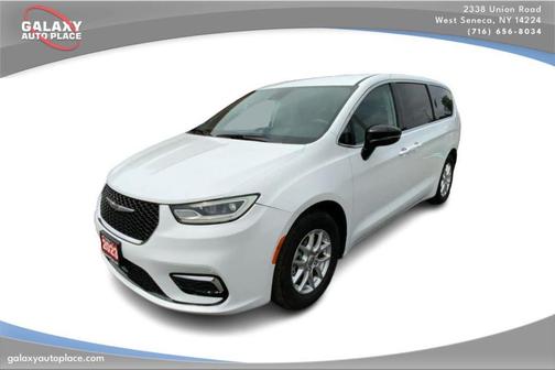 Bright White Clearcoat 2024 Chrysler Pacifica Touring-L