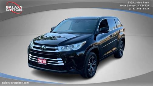 2019 Toyota Highlander LE
