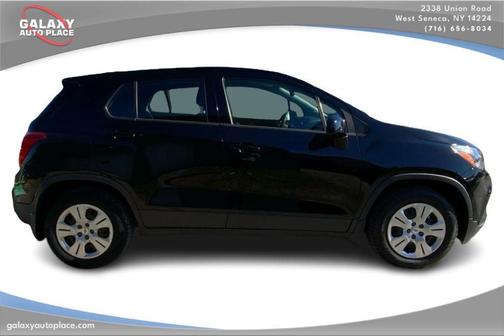 Mosaic Black Metallic 2018 Chevrolet Trax LS