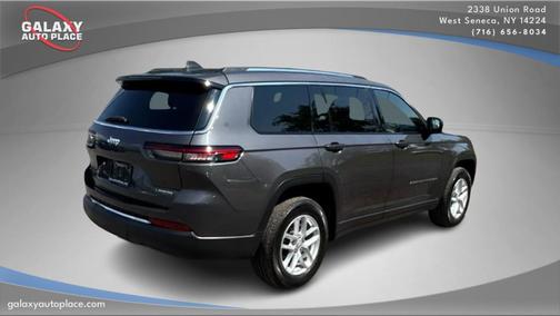 2022 Jeep Grand Cherokee L Laredo