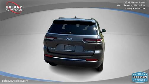 2022 Jeep Grand Cherokee L Laredo
