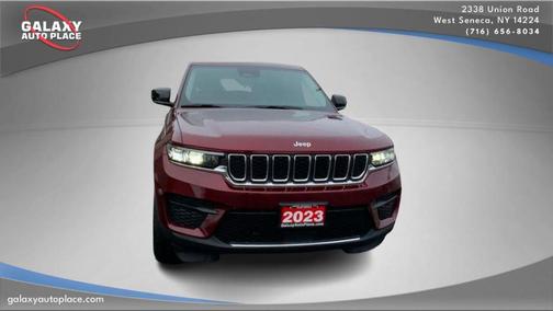 2023 Jeep Grand Cherokee Laredo