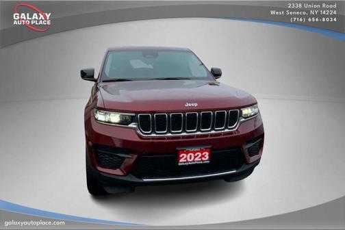 2023 Jeep Grand Cherokee Laredo