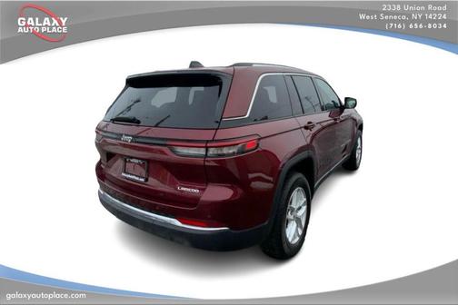 2023 Jeep Grand Cherokee Laredo