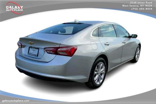 Silver Ice Metallic 2021 Chevrolet Malibu LT