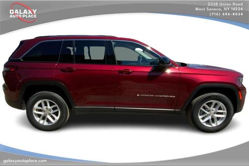 Velvet Red Pearlcoat 2023 Jeep Grand Cherokee Laredo
