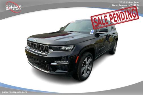 Diamond Black 2023 Jeep Grand Cherokee Limited