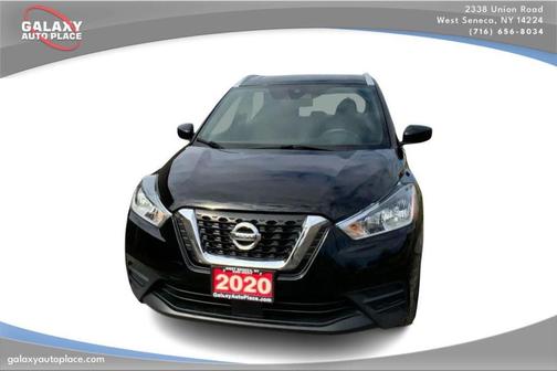 Super Black 2020 Nissan Kicks SV