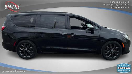 2018 Chrysler Pacifica Touring-L Plus