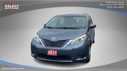 2017 Toyota Sienna LE