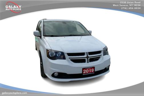 White Knuckle Clearcoat 2019 Dodge Grand Caravan GT