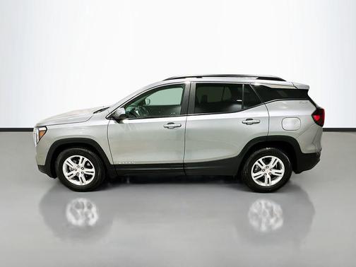 Sterling Metallic 2024 GMC Terrain SLE