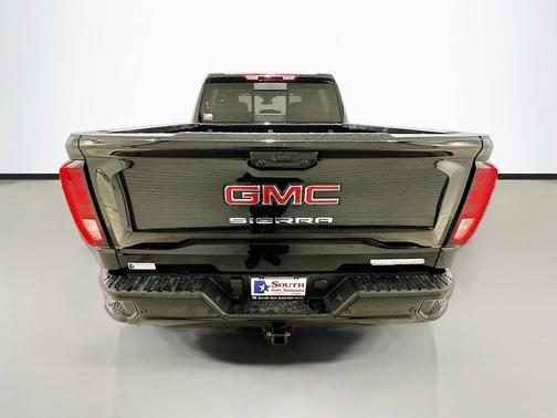 Onyx Black 2026 GMC Sierra 1500 Elevation