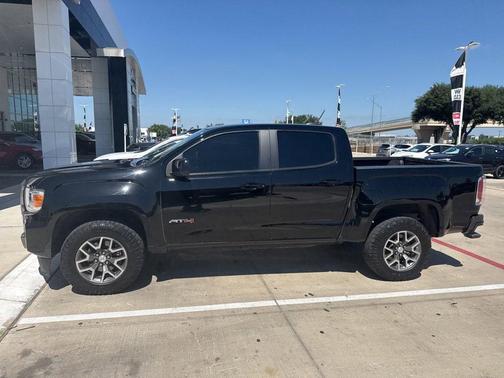 Onyx Black 2022 GMC Canyon AT4