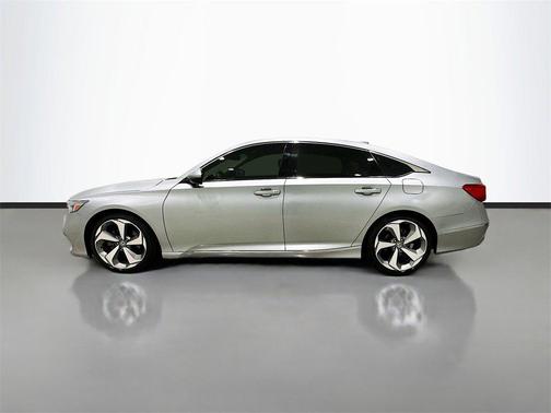 2019 Honda Accord Touring 2.0T