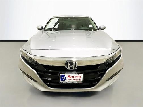 2019 Honda Accord Touring 2.0T