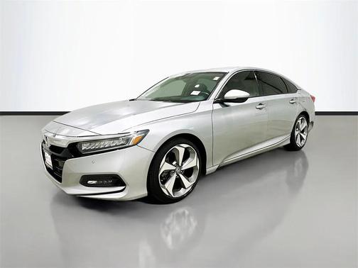 2019 Honda Accord Touring 2.0T