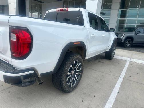 Summit White 2023 GMC Canyon AT4