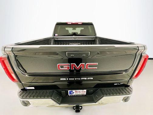 Onyx Black 2026 GMC Sierra 1500 SLT