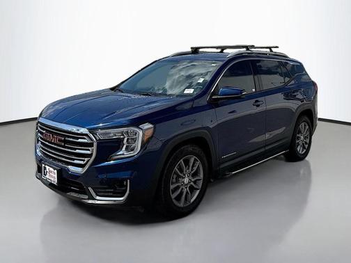 Marine Metallic 2022 GMC Terrain SLT
