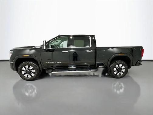 2025 GMC Sierra 2500 Denali