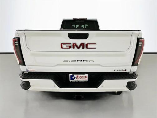 2026 GMC Sierra 2500 AT4