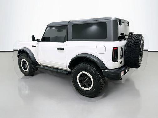 Oxford White 2024 Ford Bronco Black Diamond