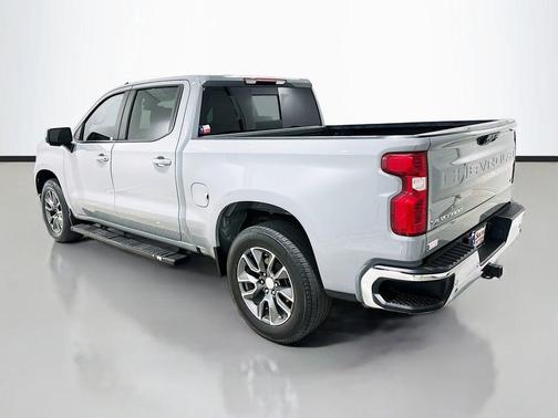 Slate Gray Metallic 2024 Chevrolet Silverado 1500 LT