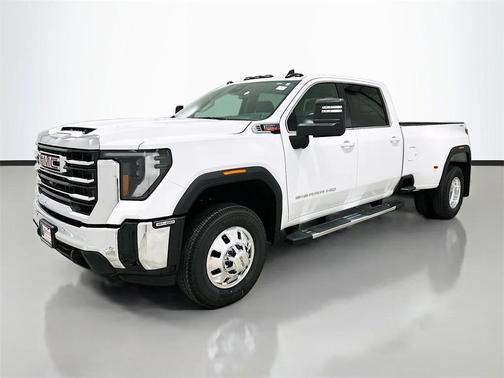 2026 GMC Sierra 3500 SLE