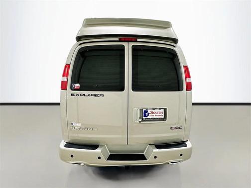 2025 GMC Savana 2500 Work Van