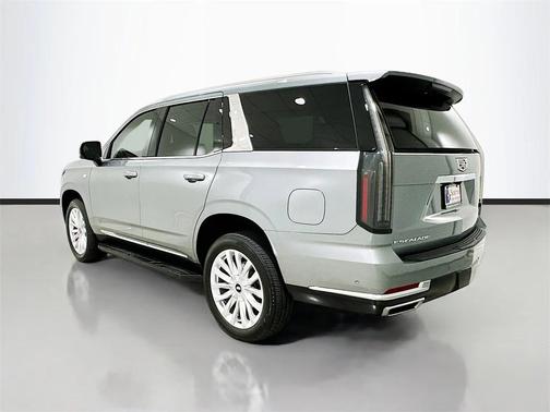 2025 Cadillac Escalade Luxury