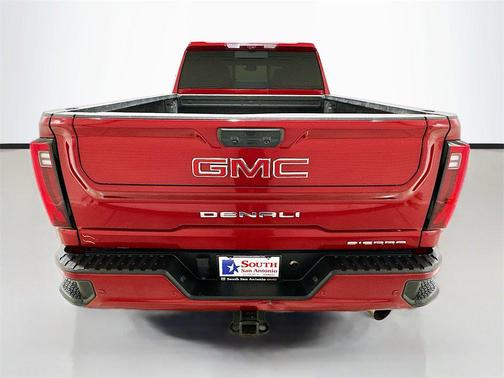 2024 GMC Sierra 2500 Denali