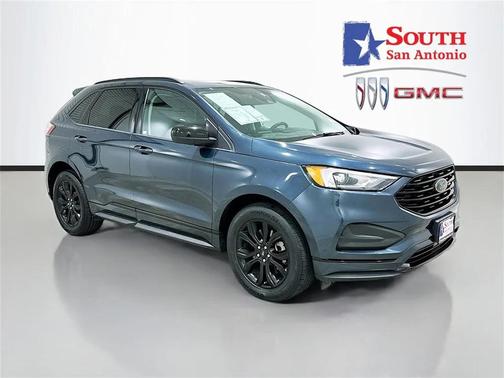 2022 Ford Edge SE